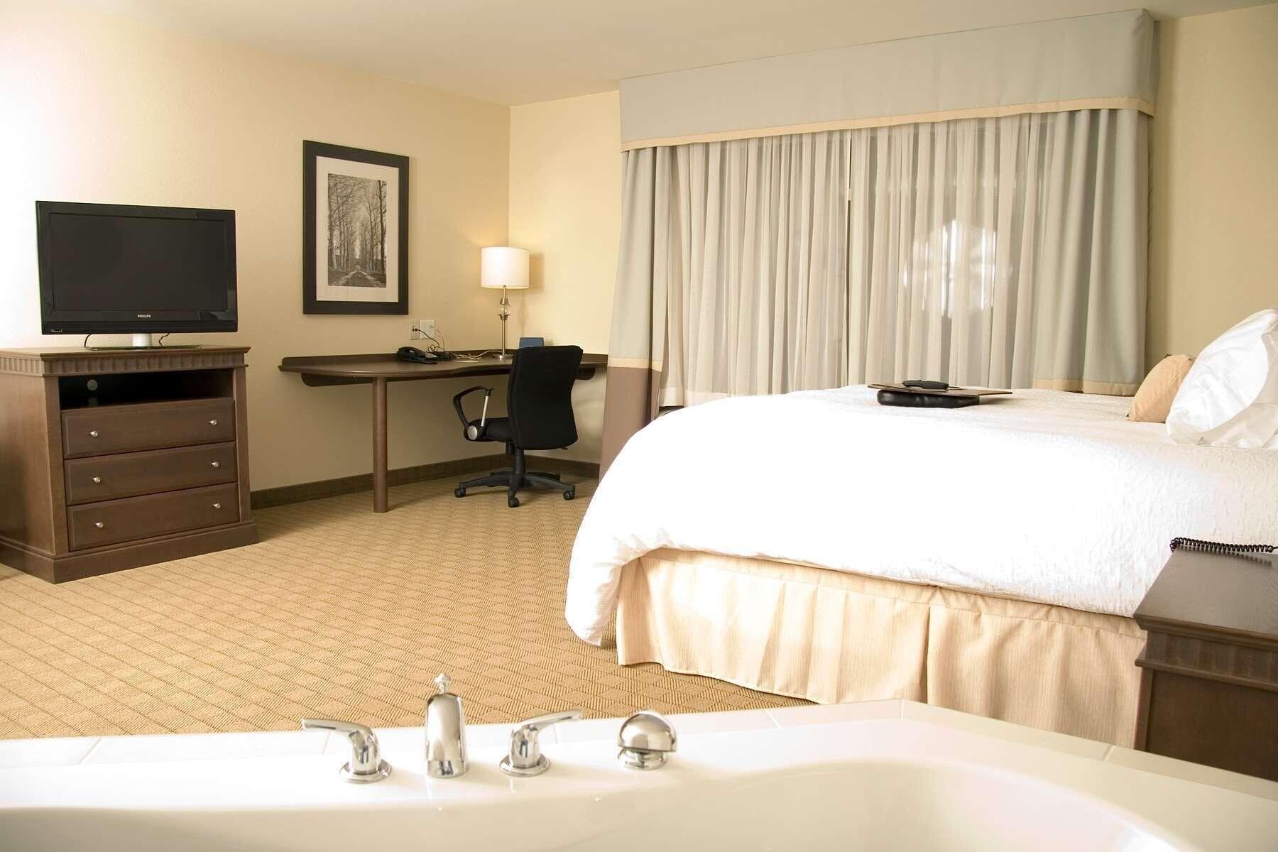 Hampton Inn & Suites Saint John Buitenkant foto