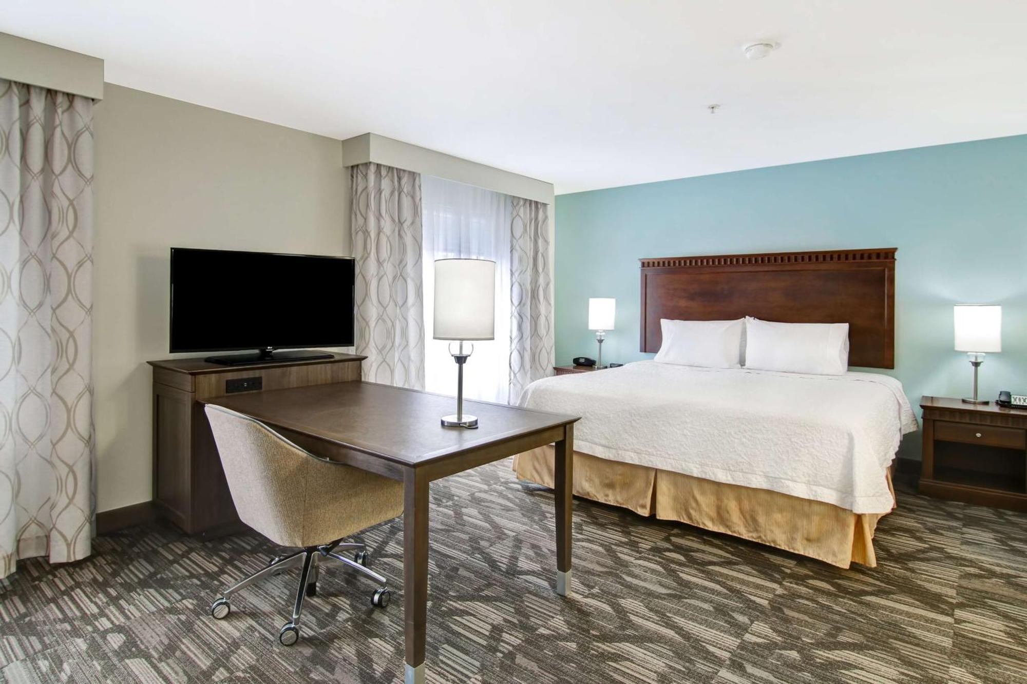 Hampton Inn & Suites Saint John Buitenkant foto